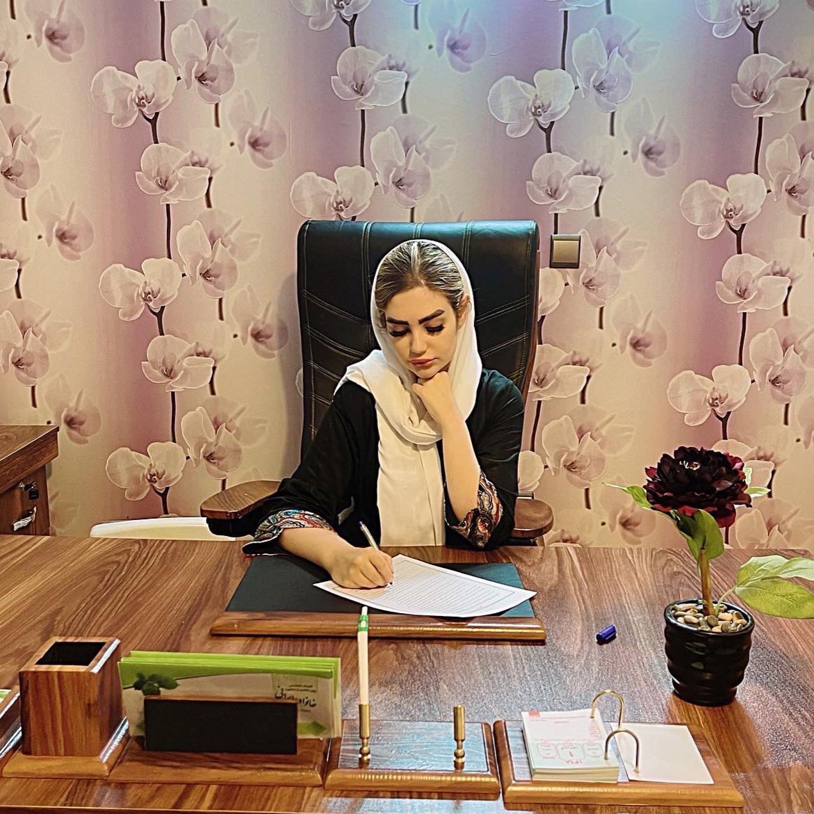 مشاور نا مهدی نسب