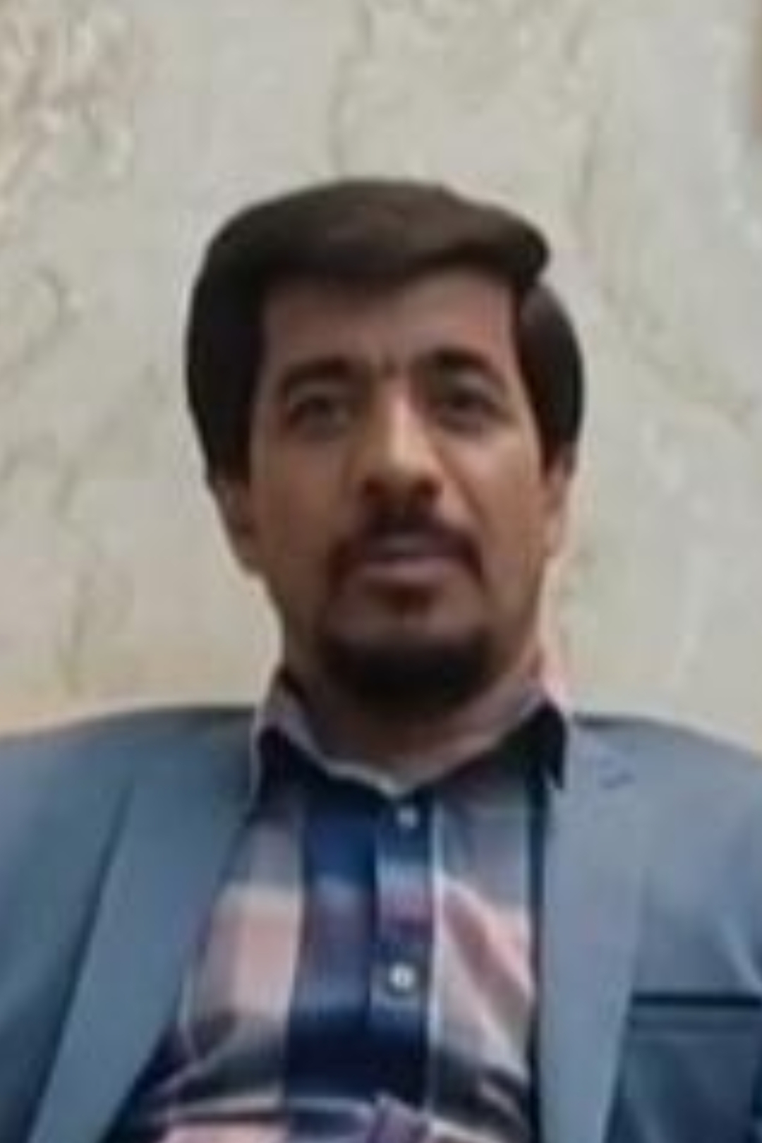 مشاور روان شناس حسین احمدوند