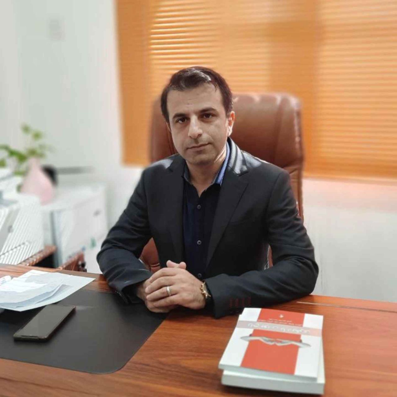 دکتر ابراهیم میرچناری