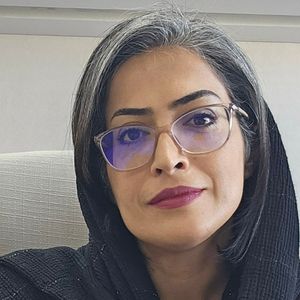 نیلوفر شهدی پور