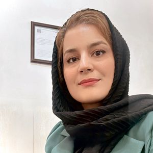 نیلوفر محزونی