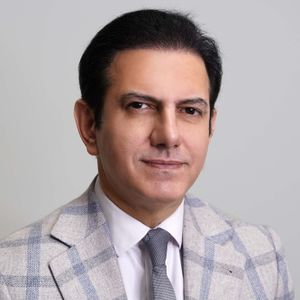 آرش نجف بیگی
