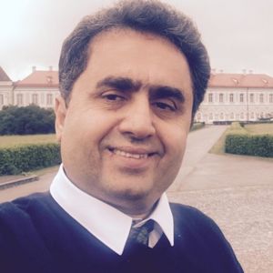 عکس دکتر