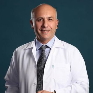 علیرضا عالیان