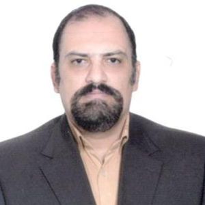 علیرضا قیومی دکتر طب سنتی ایرانی