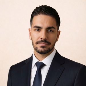 علیرضا زری باف