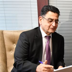 امین اله پیرایه گر دکتر روانپزشک