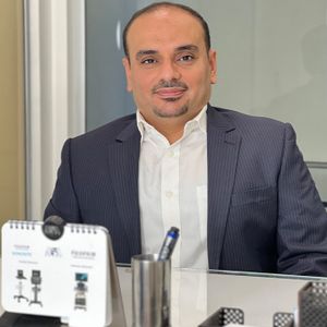 امیر منشی زاده