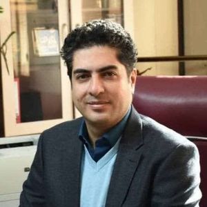 امیرعباس واعظی
