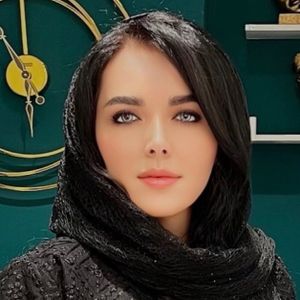 آناهیتا مصطفی زاده