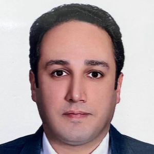 آرش احمدی