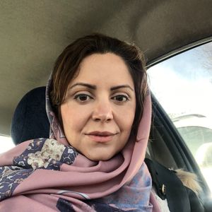 آرزو مومنی