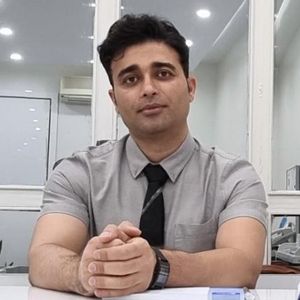 آریا شفیعی