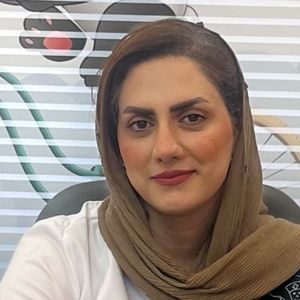 آتنا محمدی