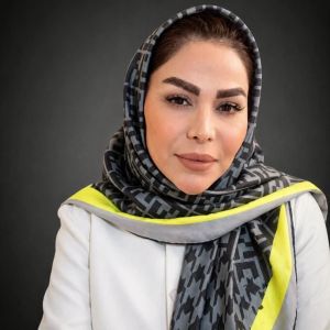 آتوسا ملک آبادی