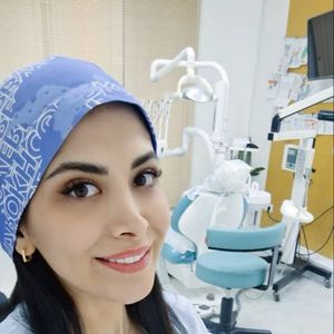 آزاده شوقی