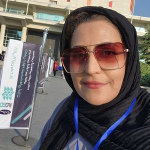 اعظم سادات کاهه