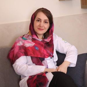 آذین آذریان