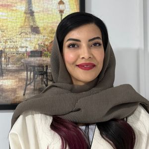 فرحناز مرادزاده