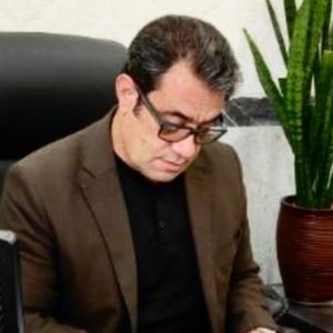 فرامرز کشکولی
