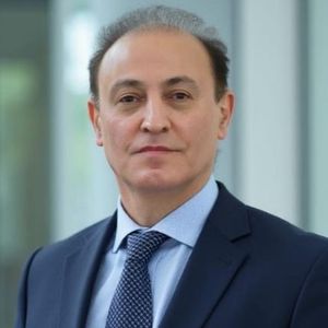 فرهاد فرنقی دکتر روانپزشک