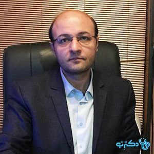 هاشم احدی