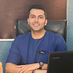 ایمان اعتصامی