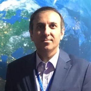 کامران دهقان