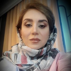 مریم حسین زاده