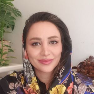 مریم شامخی