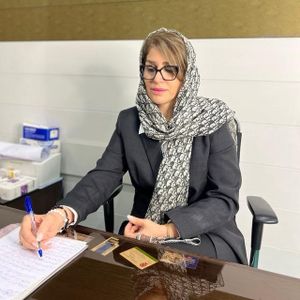 معصومه احراری