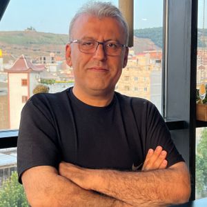 مهرداد تیموریان