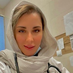 مهرناز اباذری نژاد