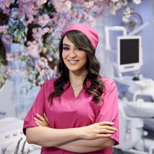مهرنوش ناطقی