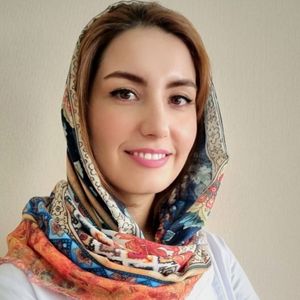مینا مرادی