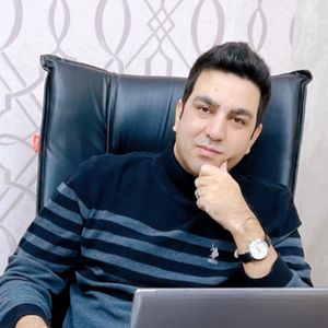 محسن مستوفی نیا