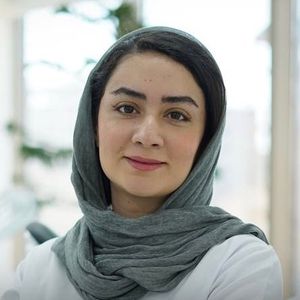 منا گلبار