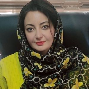 مونا نعمتی