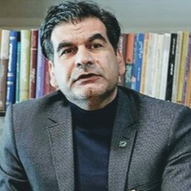 مصطفی اکبری