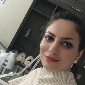 ناهید نجفی