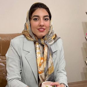 نسیم حمزه زاده