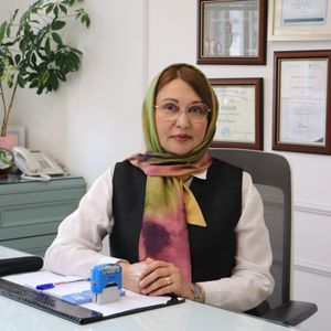 نازنین سادات نبوی