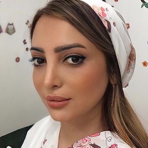 نگین یوسفی ویزنه