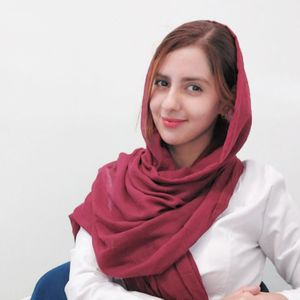نیلوفر کهنی