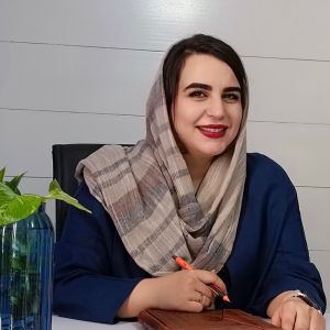 نیلوفر ملک زاده