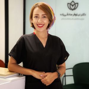 نیلوفر صادقی زاده زرندی
