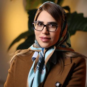 نورا لنجانی نژاد