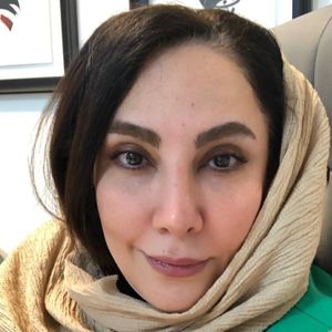 پریا صالحی