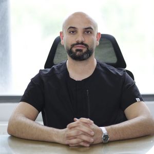 پوریا حفظ اله