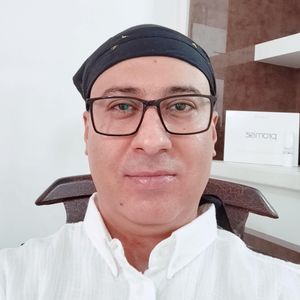 عکس دکتر